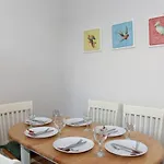 3 Bedroom City Centre Apartment Sleeps 6